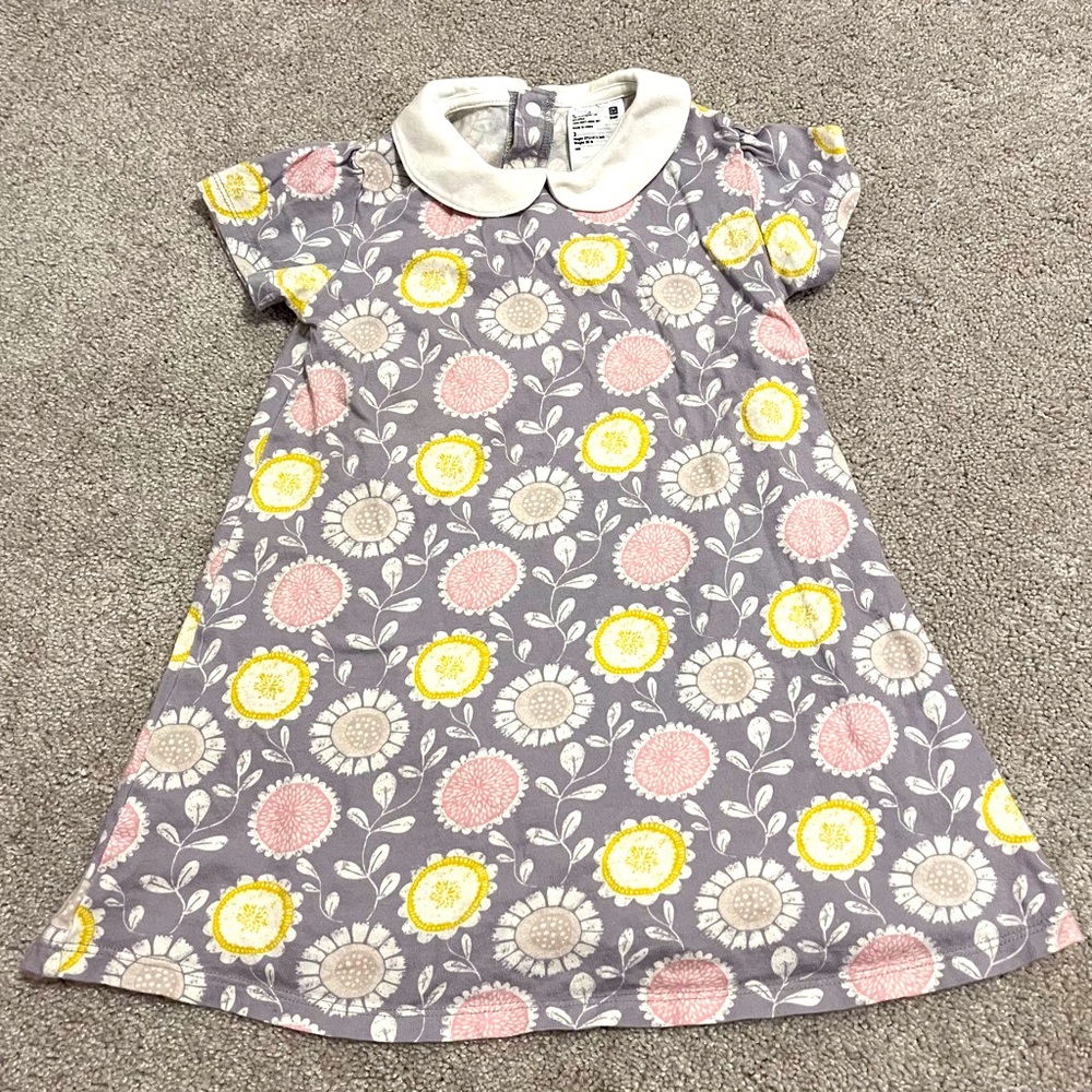 ⭐️ 5/$25 ⭐️ Uniqlo Gray Yellow Dress with Collar 3T